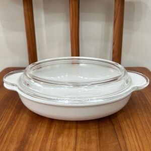 CORNING WARE  P-14-B  14oz White Casserole Dish  with Pyrex P-14-C Clear Lid